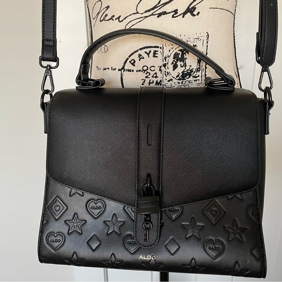 Like 🆕 Aldo Black Signature Purse - Picture 3 of 5